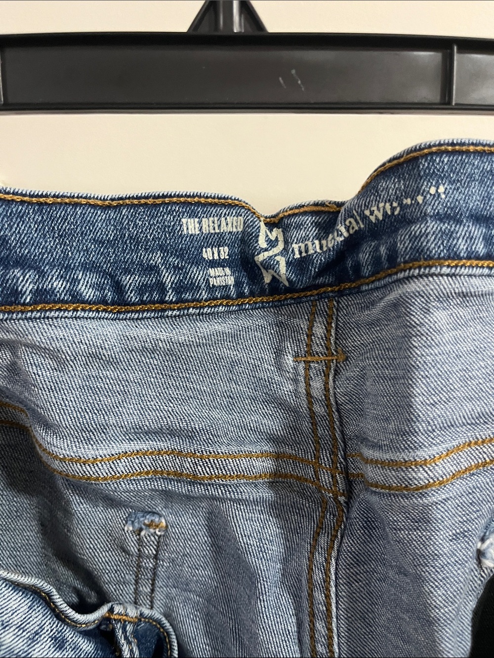 Men's Light Blue Relaxed Fit Jeans - Mutual Weave